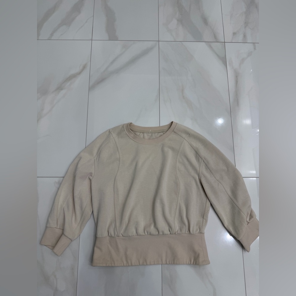 Lululemon Women’s Sweatshirt